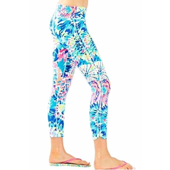 Lilly Pulitzer Luxletic Weekender Crop Leggings Dive In Bright Colorful Medium - Picture 1 of 6